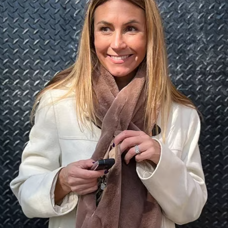 🧣 50% OFF NOW! 🎉 Cozy Scarf with Hidden Pocket – Warm, Soft & Secure Zipper